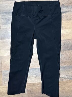 Athleta Black Velocity Cropped Leggings High Waisted •Size XS•